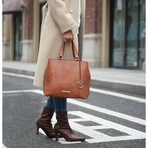 MIA K. COLLECTION SNAKE EMBOSSED TOTE W/MATCHING POUCH BAG NWOT